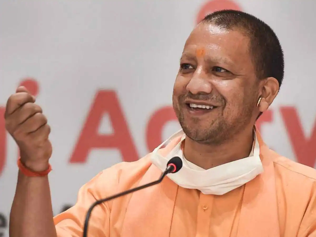 Yogi Adtiyanath: मैं इस कलंक को, लोगों पर हुए इस अन्याय को मिटाने के लिए कुछ कर सकता हूँ