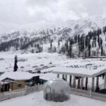 Snowfall Surprise: Jammu & Kashmir's Unpredictable Weather