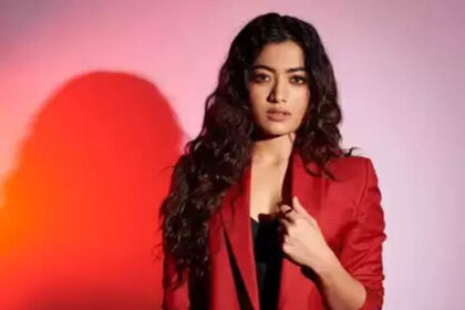 Fandom Love: Rashmika's Heartfelt Gesture Sparks Internet Frenzy