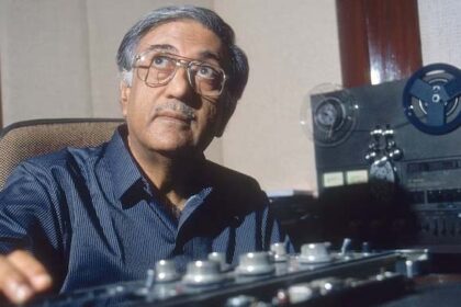 "Ameen Sayani's Legacy Lives On: Unraveling the Radio Maestro's Story"