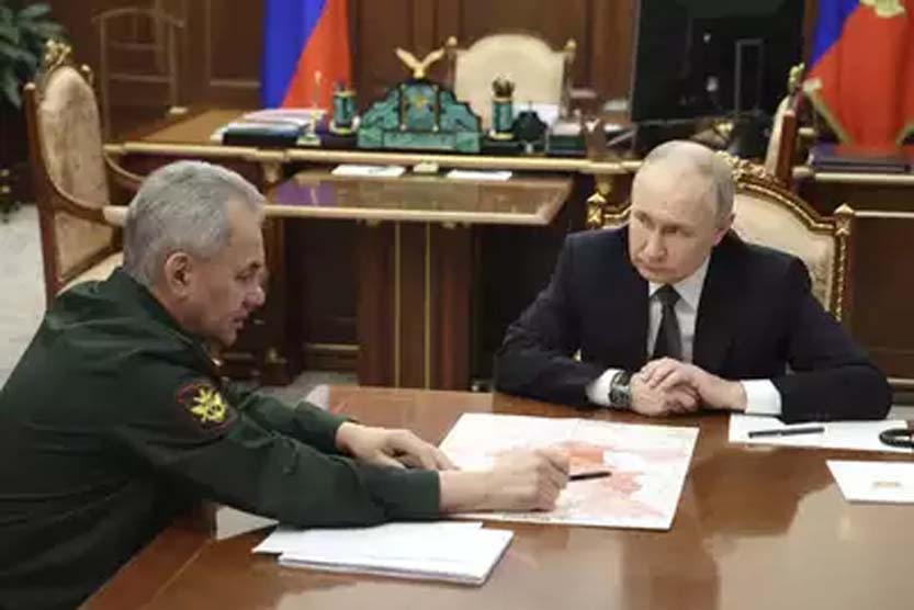 "Putin Refutes US Claims, Ensures Space is Nuclear-Free Zone"