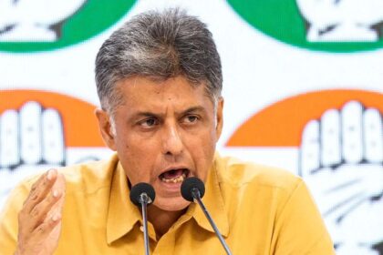Cracking the Code: Tewari's Enigmatic Reply Amid BJP Transition Gossip
