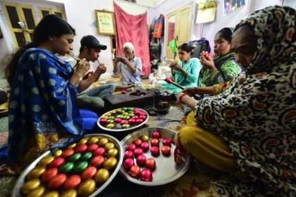 Jaipur's Colorful Tradition: 'Gulal Gota' Craftsmanship