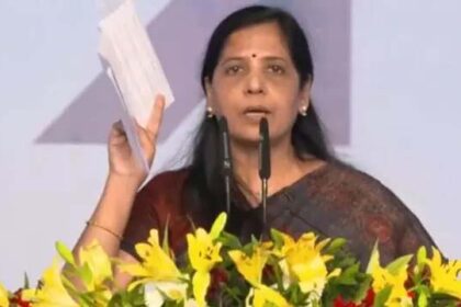 Sunita Kejriwal's Stirring Call for Justice