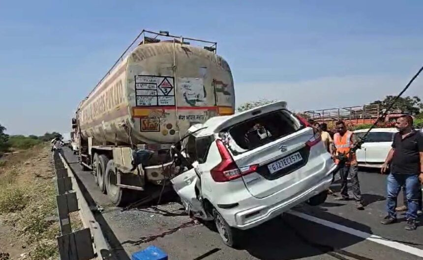 Gujarat: 10 Killed As Car Rams Into Truck On Ahmedabad-Vadodara Expressway