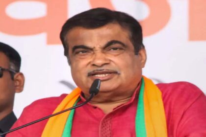 Election Rally Scare: Nitin Gadkari Collapses in Yavatmal