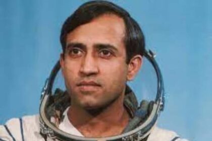 Iconic Quote: Rakesh Sharma's "Sare Jahan Se Achcha" in Space