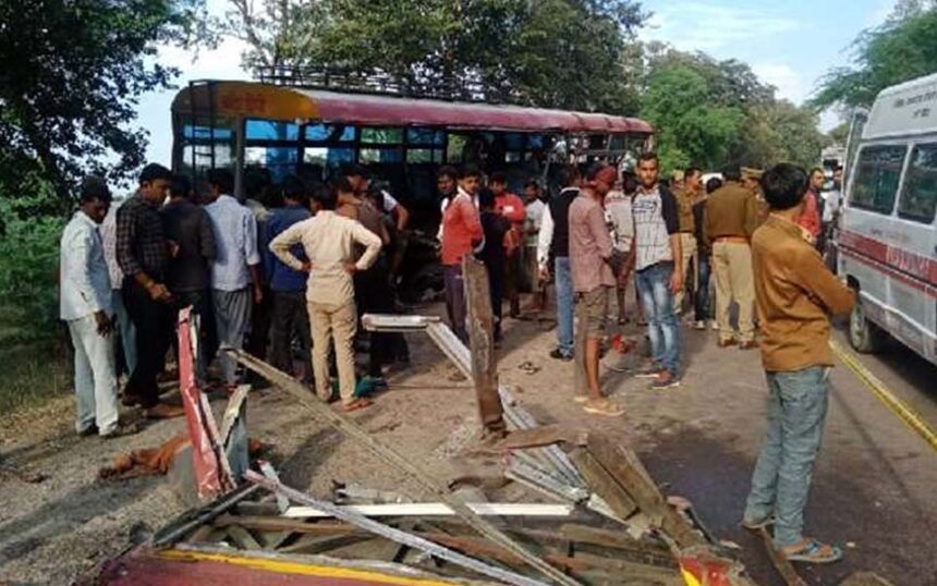 Bus Horror: 17 Injured in Uttar Pradesh Mishap