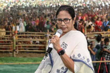 Sandeshkhali Scandal: Mamata Exposes PM's Deception!