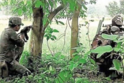 Villagers' Dilemma: Naxals' Roadblock Threatens Vote