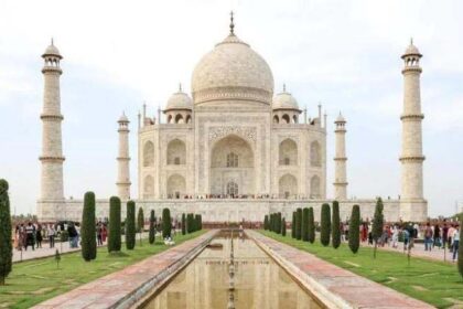 Historic Taj Mahal: Mystery Surrounding Locked Rooms