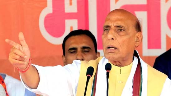 Indian Politics' Credibility Crisis: Rajnath Blames Congress, AAP