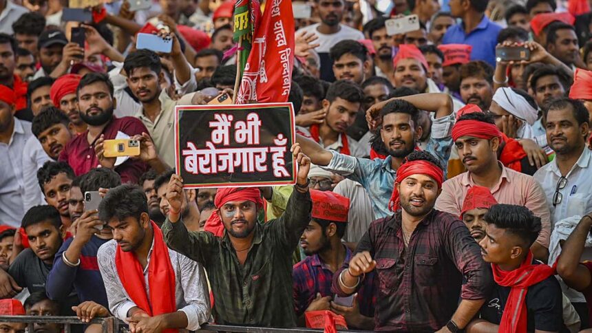 Pratapgarh Pandemonium: Akhilesh Yadav's Turbulent Campaign