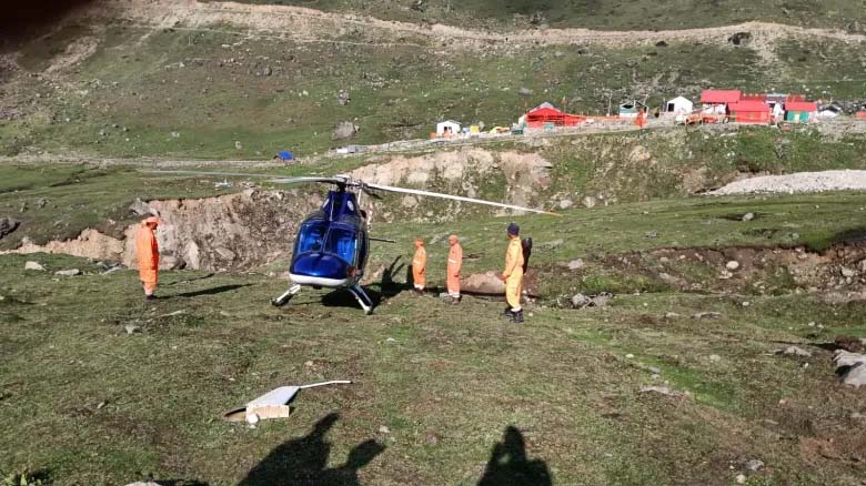 Kedarnath Helicopter Drama: Emergency Landing Prevents Disaster