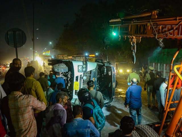 Shocking Accident: 11 Lives Lost in Shahjahanpur Crash