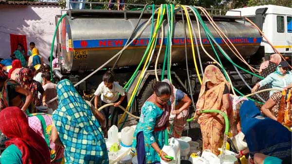 Urgent Summit: Delhi Govt Addresses Water Woes