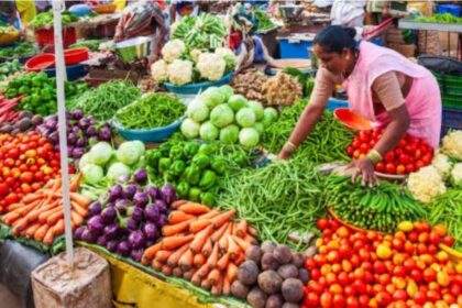 Hyderabad's Veggie Crunch: Prices Surge