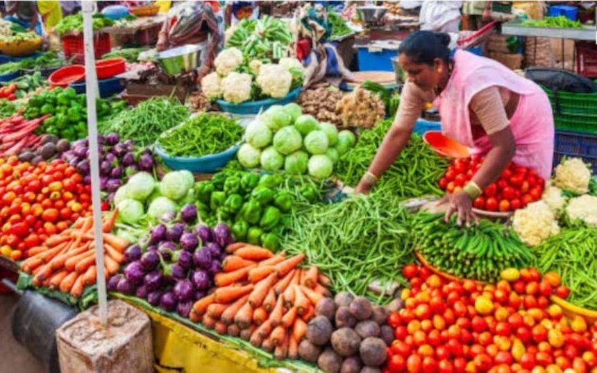 Hyderabad's Veggie Crunch: Prices Surge