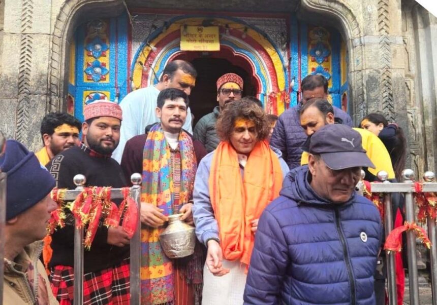 Sonu Nigam reached Kedarnath, remembered his struggle period after having darshan