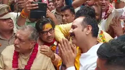 After the controversial statement on Radharani, story teller Pradeep Mishra who reached Barsana, apologized