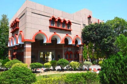 Now prepare for civil services through Sanskrit in Central University