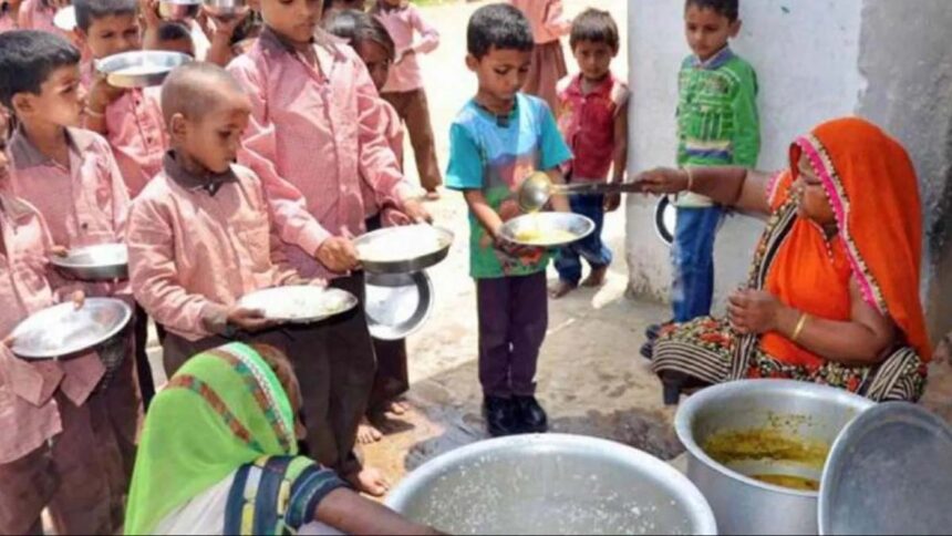 Innocents are being made fun of in mid-day meal, instead of nutritious food they are getting khichdi and thin dal