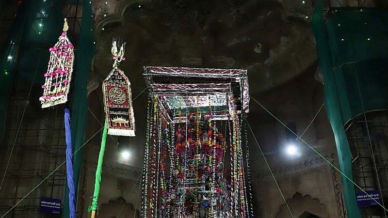 The royal wax brocade procession will start from Asifi Imambara