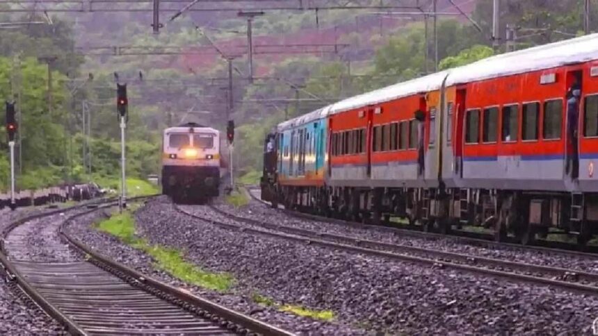 10 Trains On Lucknow to Mumbai Route Cancelled