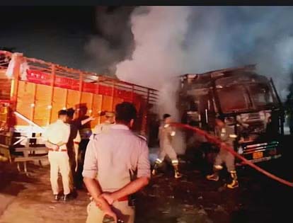 Ayodhya: A Dcm Hits The Standing Truck, Driver Burned Alive