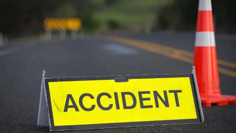 Assam: Fierce collision between truck and pickup van