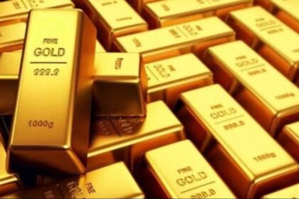 Smuggler arrested with 11 Kg gold; was going to sell it in Lucknow