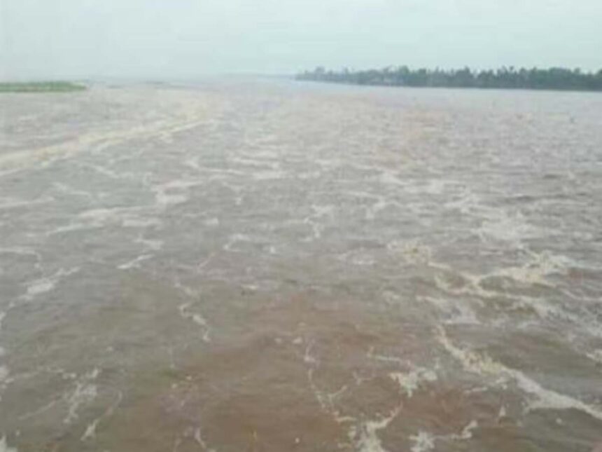 Ganga is in spate, Kanpur can be flooded anytime