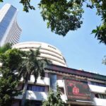 Stock market opened at record high, Sensex fell 52 points, Nifty crossed 24,800