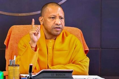 CM Yogi Adityanath's Varanasi visit postponed, he was to come to Varanasi today on a two-day visit