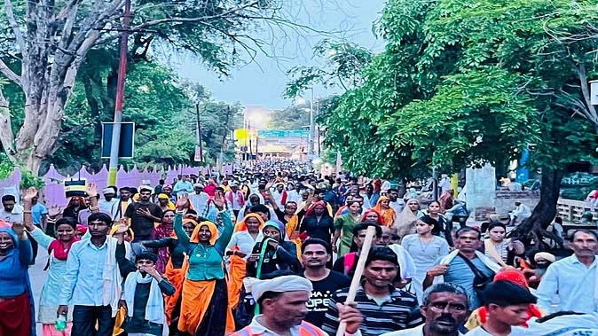 Mudia Mela 2024 Pilgrims Arrived In For Govardhan Parikrama