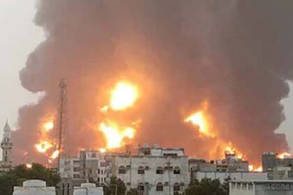 Israel recovered the 'price of blood' from Houthis, carried out the first air strike in Yemen, hideouts turned into a ball of fire