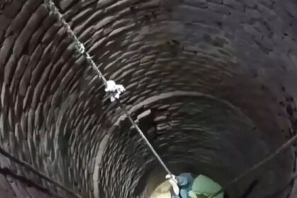 A baby goat fell into a well, two youths who went down to rescue it died due to exposure to poisonous gas