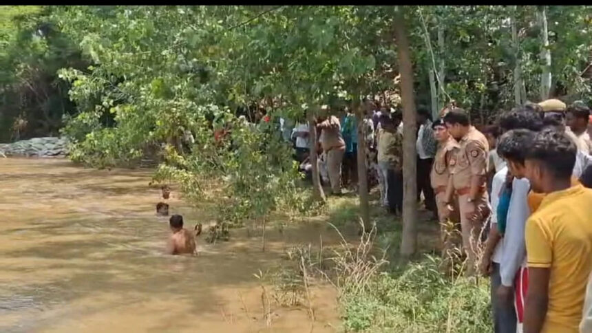 River of death- Three brothers died by drowning in the river while returning from work in the fields