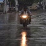 Meteorological department alerts for storm and heavy rain in 45 districts of UP