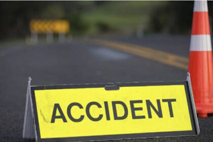 An unknown vehicle hit Kanwariyas, two Kanwariyas died and two are in critical condition