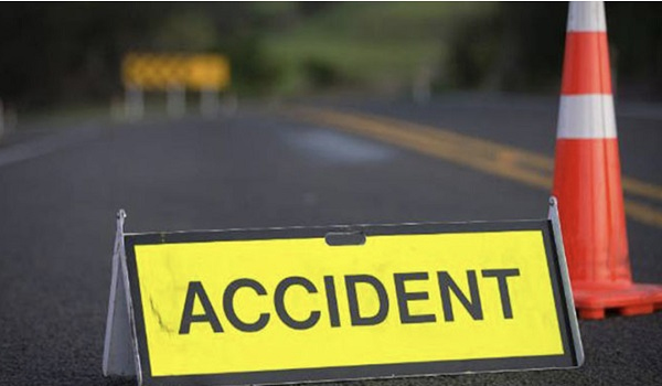 An unknown vehicle hit Kanwariyas, two Kanwariyas died and two are in critical condition