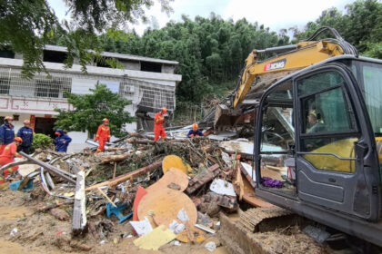 11 people died in a landslide caused by heavy rains in China, storm also caused havoc in Shanghai