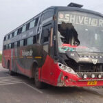 Kanwariyas Vandalized The Bus In Mainpuri Anger Spread After Vehicle Collided Three Injured