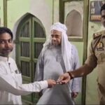 Varanasi news Shia community got the keys of Baradari Mosque