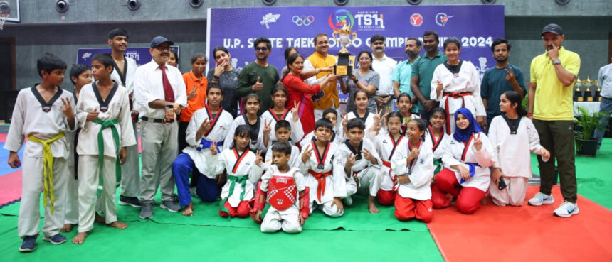 Agra team became winner in state level Taekwondo competition