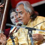 Famous Thumri singer of Kashi Chhannulal Mishra is facing family feud, he has been a proposer of PM Modi