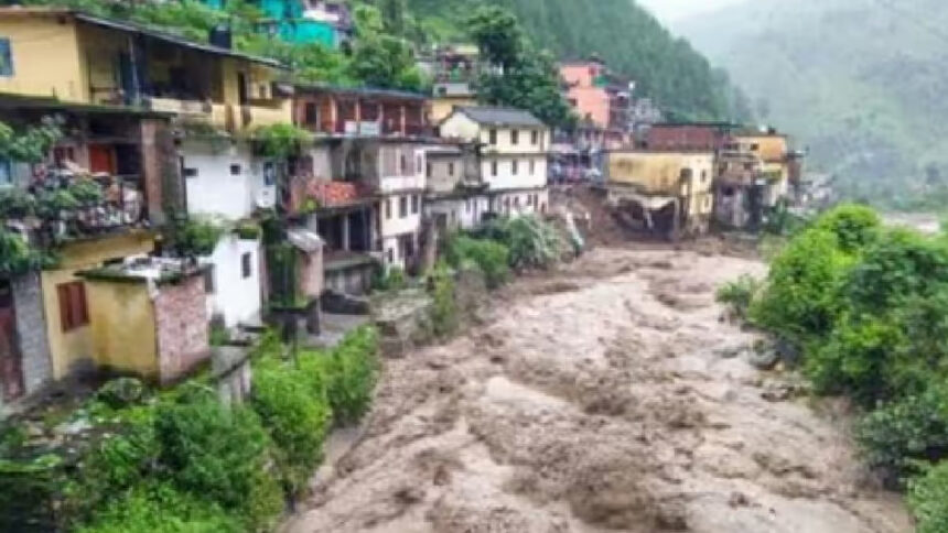 2 people died due to cloudburst in Jakhaniyali of Tehri, hundreds of people stranded amid rescue operations