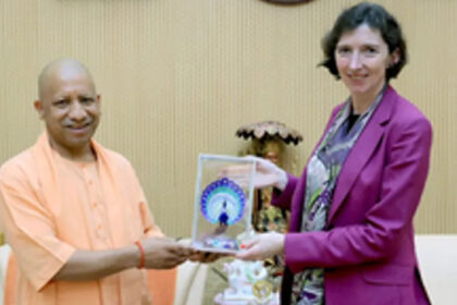 British High Commissioner Lindy Cameron met CM Yogi in Lucknow