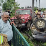 A van full of children overturned on Shaheed Path in Lucknow, 6 children injured, 1 in critical condition