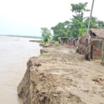 Rivers wreak havoc in UP, Rapti in spate in Shravasti, hours of effort to rescue citizens trapped in flood